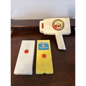 1970s Fisher-Price Winnie-The-Pooh 484 & Movie Viewer & 3 Little Pigs Cartridge
